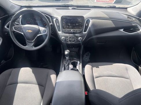 Used 2022 Chevrolet Malibu LS w/ LPO, Convenience Package 1 FWD image 10