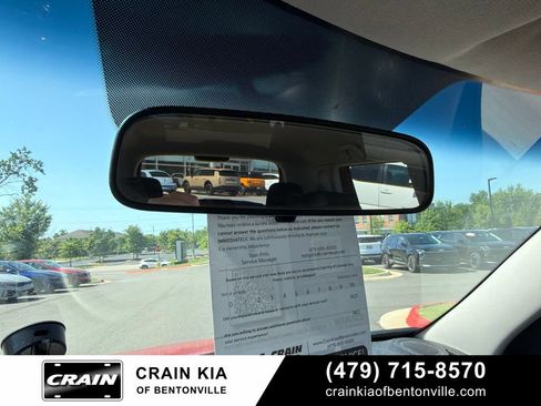 Used 2013 Kia Soul + FWD image 23