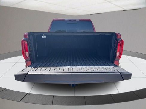 Used 2023 GMC Sierra 1500 AT4 w/ AT4 Premium Package image 4