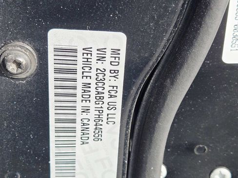 Used 2023 Chrysler 300 S image 43