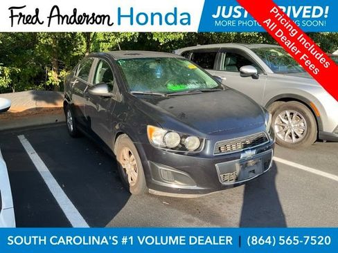 Used 2014 Chevrolet Sonic LT FWD image 1