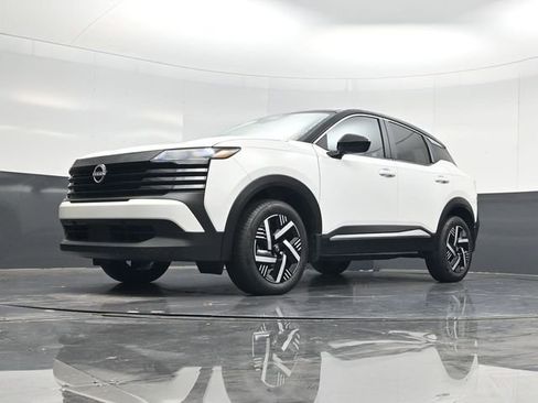 Used 2025 Nissan Kicks SV FWD image 52