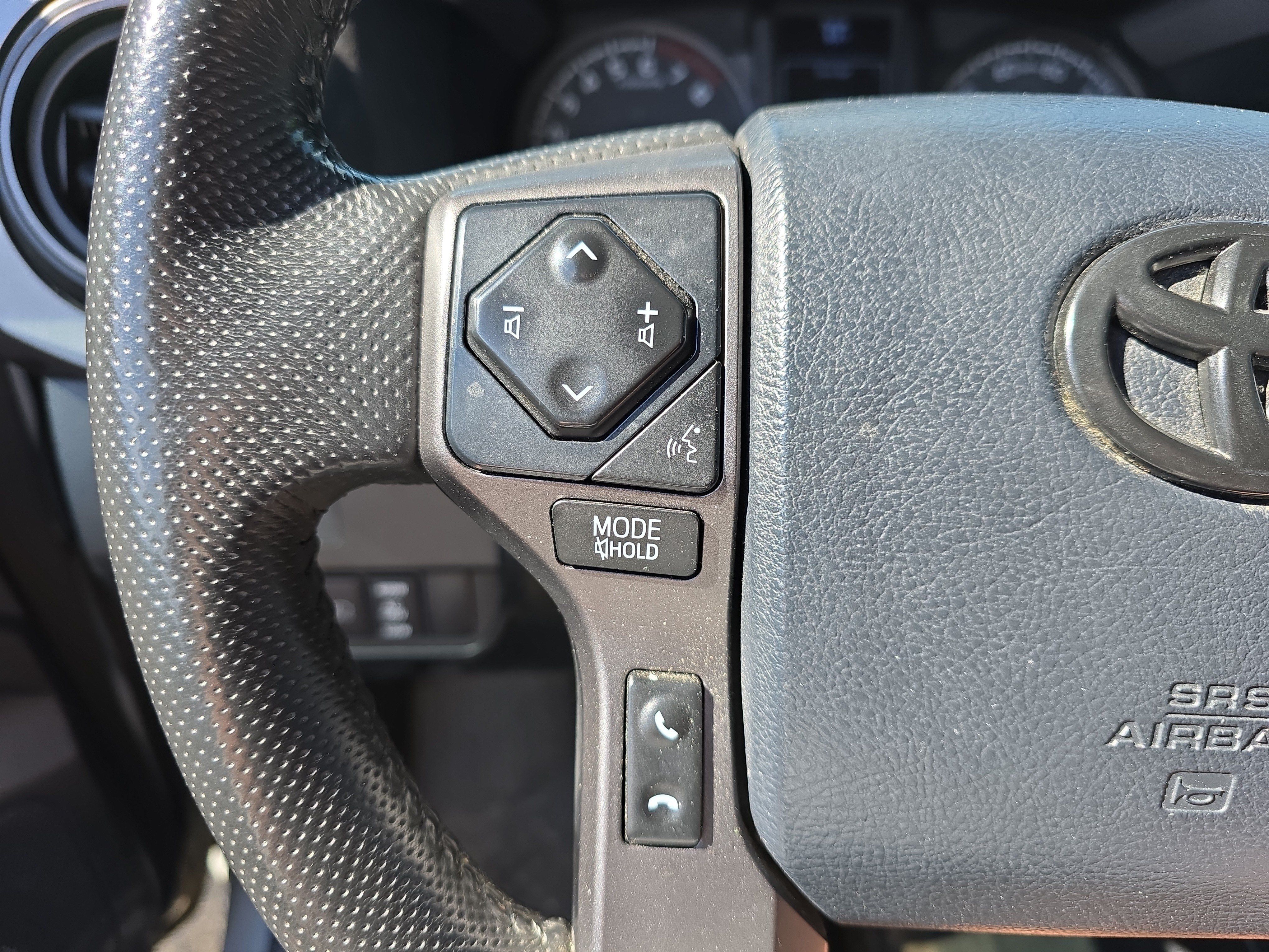 Used 2020 Toyota Tacoma TRD Sport w/ Technology Package AWD/4WD image 22