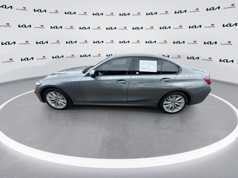 Used 2023 BMW 330i Sedan w/ Driving Assistance Package image 5