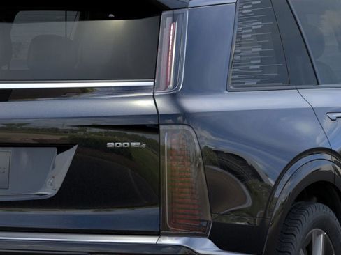 New 2026 Cadillac Vistiq Luxury image 11