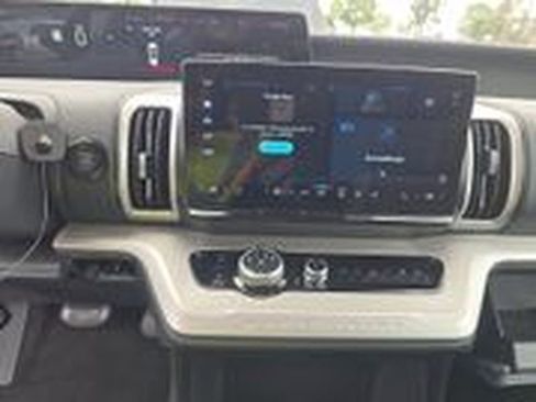 Used 2025 Ford Expedition Max Active AWD/4WD image 10