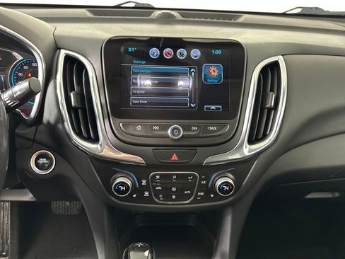 Used 2018 Chevrolet Equinox LT w/ Sun & Infotainment Package image 21