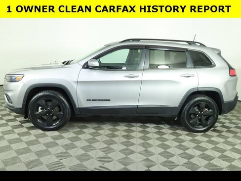 Used 2021 Jeep Cherokee Latitude Plus image 2