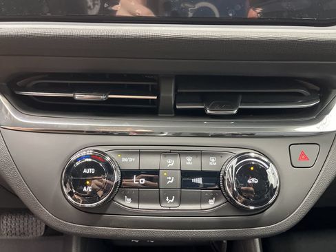 New 2026 Buick Envista Sport Touring w/ Convenience I Package FWD image 15