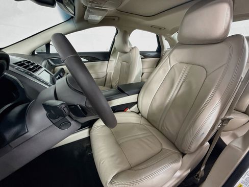 Used 2017 Lincoln MKZ Reserve w/ Technology Package FWD image 26