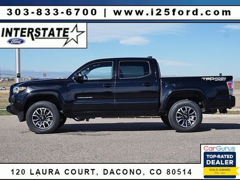 Used 2023 Toyota Tacoma TRD Sport image 2
