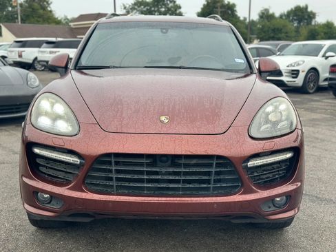 Used 2012 Porsche Cayenne Turbo AWD/4WD image 3
