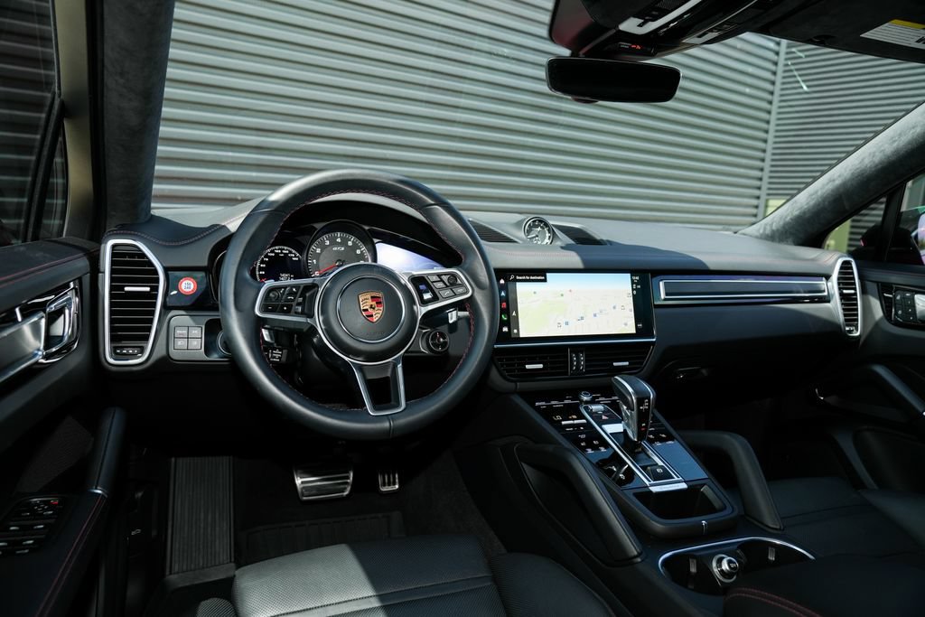 Certified 2023 Porsche Cayenne GTS AWD/4WD image 26