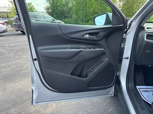 Used 2019 Chevrolet Equinox LT AWD/4WD image 15