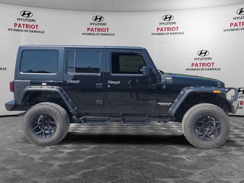 Used 2014 Jeep Wrangler Unlimited Sport w/ Quick Order Package 24S AWD/4WD image 2