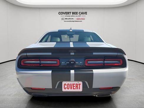 Used 2022 Dodge Challenger SRT Hellcat w/ Plus Package image 8
