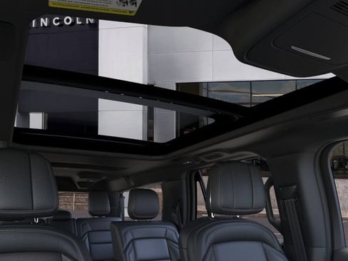 New 2025 Lincoln Navigator L Reserve w/ Jet Appearance Package AWD/4WD image 22