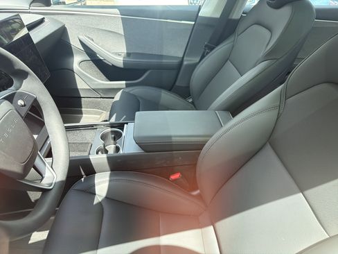 Used 2025 Tesla Model 3 Long Range RWD image 5