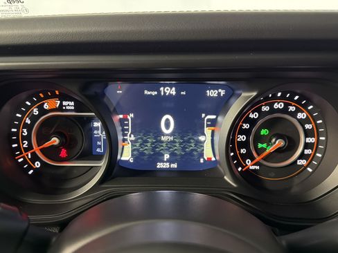 Used 2026 Jeep Wrangler Rubicon AWD/4WD image 19