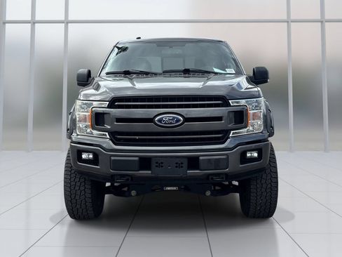 Used 2018 Ford F150 XLT w/ Equipment Group 302A Luxury AWD/4WD image 9