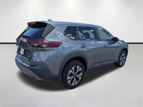Used 2023 Nissan Rogue SV FWD image 4