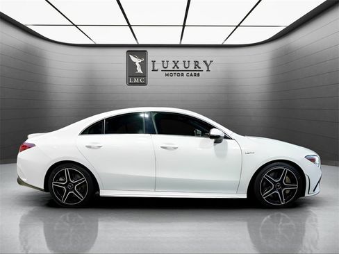 Used 2022 Mercedes-Benz CLA 35 AMG 4MATIC image 3