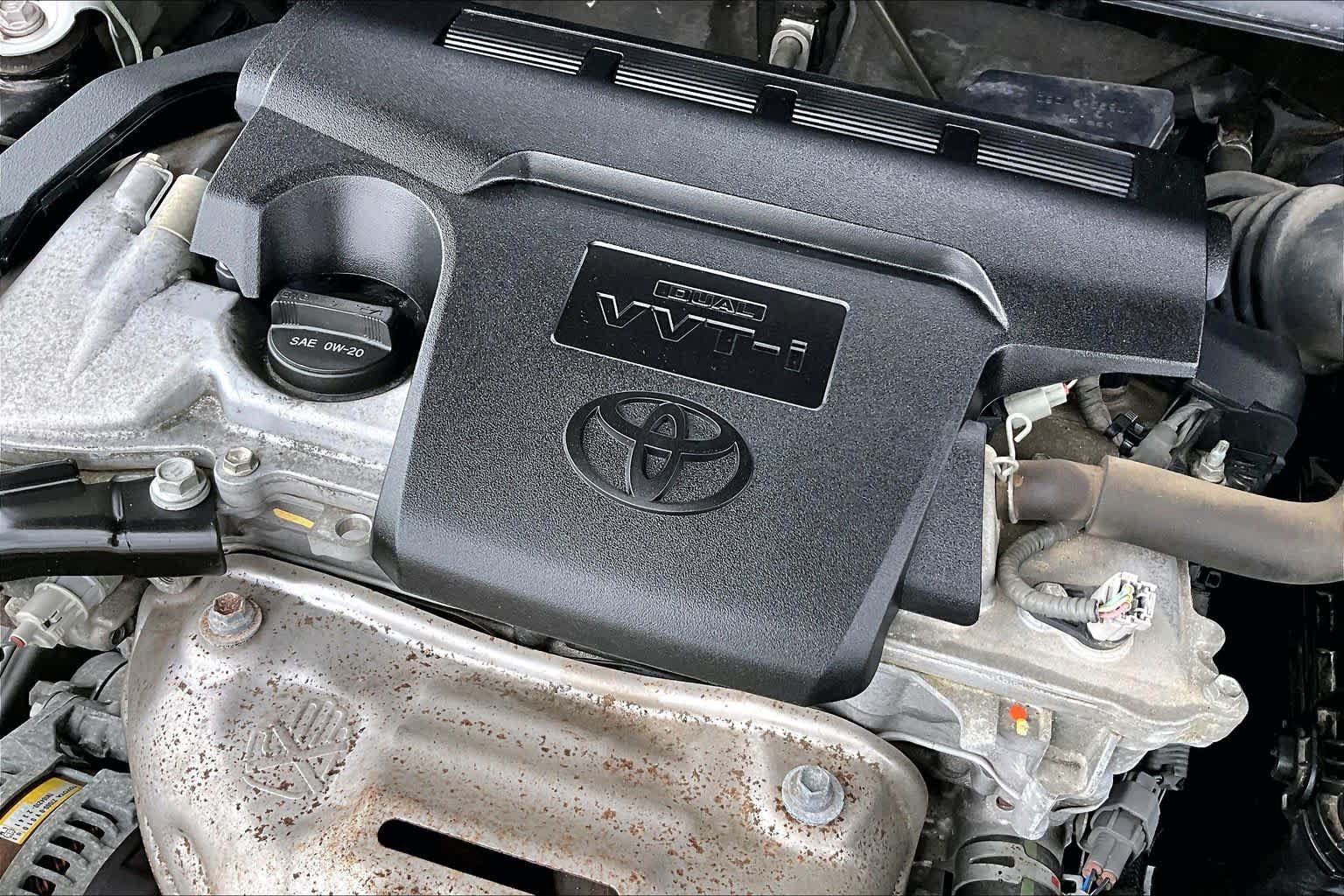 Used 2012 Toyota Camry LE FWD image 32