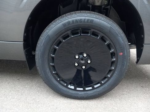 New 2026 Ford Maverick Lobo AWD/4WD image 32