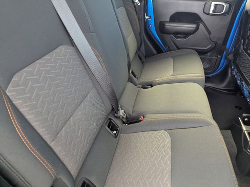 Used 2021 Jeep Gladiator Mojave image 13