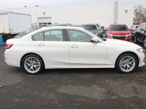 Used 2025 BMW 330i xDrive Sedan w/ M Sport Package image 10