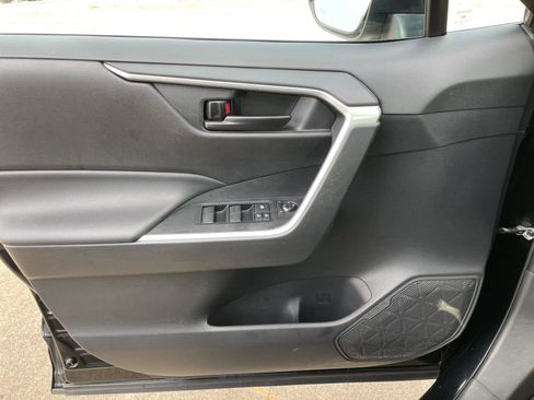 Used 2024 Toyota RAV4 LE image 28