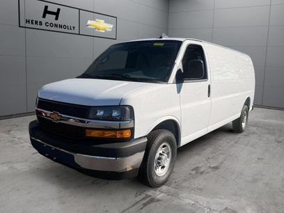 New 2025 Chevrolet Express 3500 Extended w/ Driver Convenience Package