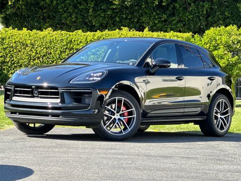 New 2026 Porsche Macan S AWD/4WD image 1