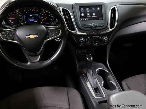 Used 2019 Chevrolet Equinox LT FWD image 17