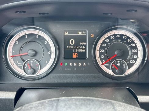 Used 2019 RAM 1500 Classic SLT RWD image 15