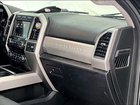 Used 2018 Ford F250 Lariat w/ Lariat Ultimate Package image 21