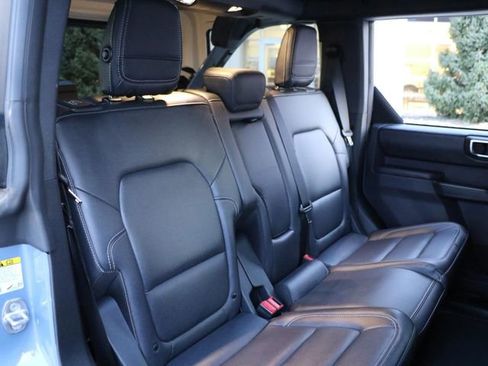 Used 2025 Ford Bronco Badlands AWD/4WD image 13