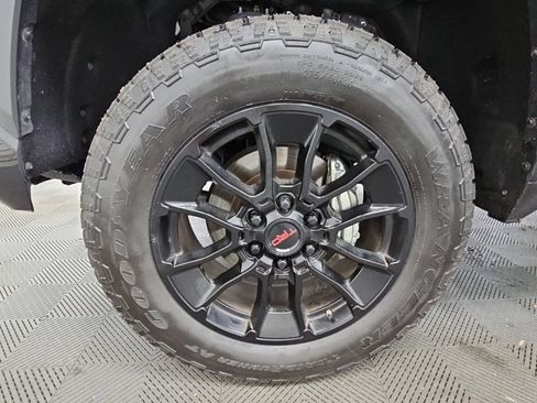 Used 2025 Toyota Tundra SR5 AWD/4WD image 47