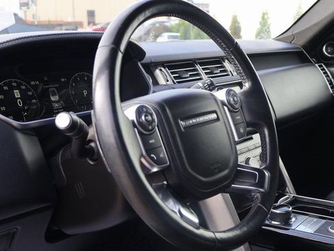 Used 2017 Land Rover Range Rover Supercharged AWD/4WD image 22