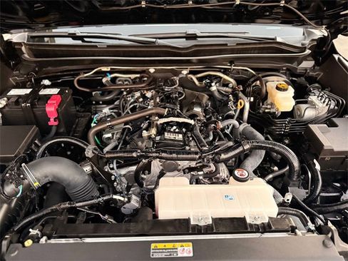 Used 2025 Toyota Tacoma SR5 image 22