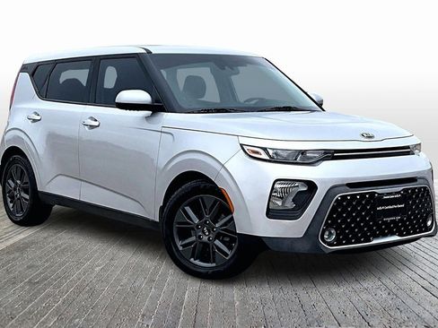 Certified 2021 Kia Soul EX image 11