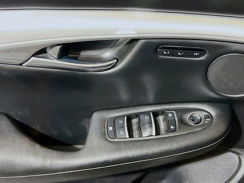 Used 2019 INFINITI QX50 Essential w/ Premium Heat Package AWD/4WD image 14