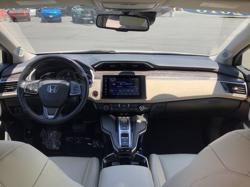 Used 2018 Honda Clarity Touring image 6