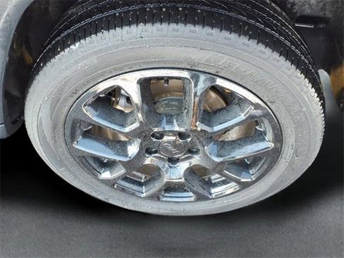 Used 2023 Jeep Compass Latitude image 7