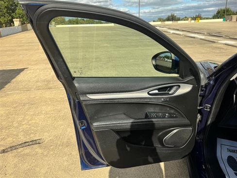 Used 2018 Alfa Romeo Stelvio Sport w/ Cold Weather Package image 26