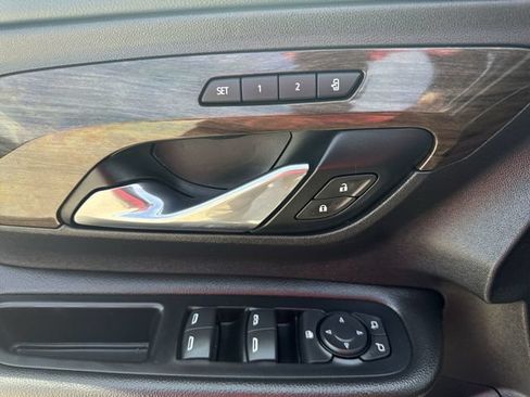 Used 2020 GMC Terrain Denali FWD image 24