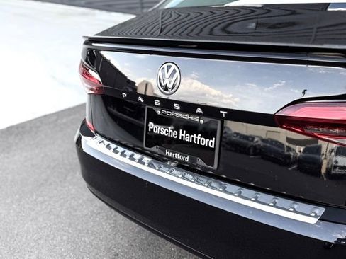 Used 2020 Volkswagen Passat 2.0T R-Line FWD image 35