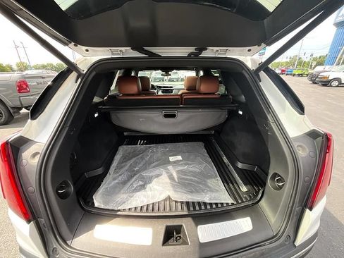 Used 2021 Cadillac XT5 Premium Luxury AWD/4WD image 7