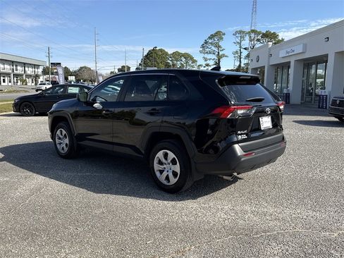 Used 2024 Toyota RAV4 LE image 5