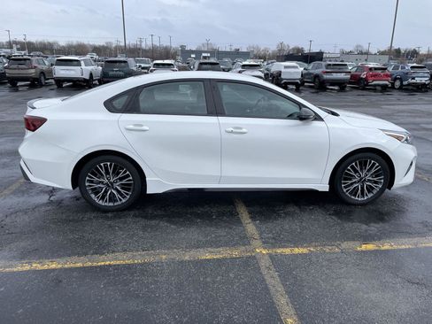 Used 2023 Kia Forte GT-Line image 8